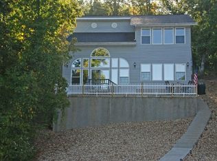 33279 Martin Rd, Sunrise Beach, MO 65079