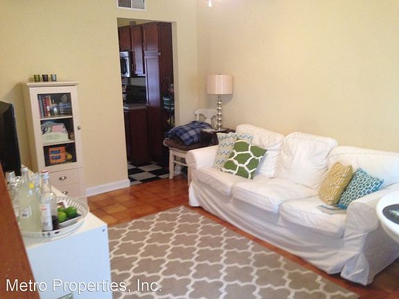 2nd image of 3311 Ellwood Ave APT 5