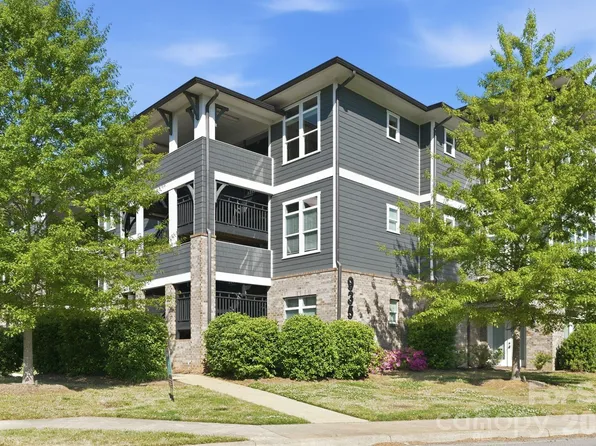 935 McAlway Rd #306, Charlotte, NC 28211