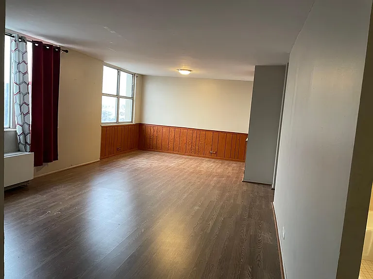 4300 W Ford City Dr #707 — Photo 2