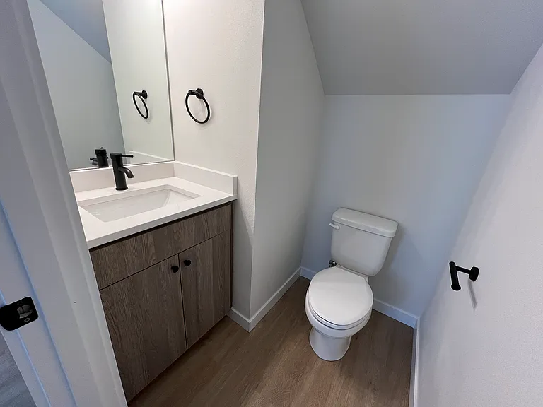 L0533 - D - Reed Place Condos — Photo 14