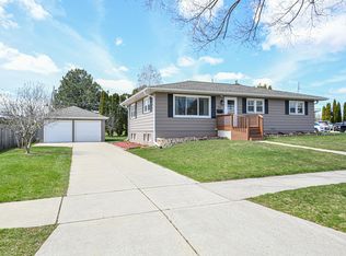 325 N Grant Ave, Janesville, WI 53548