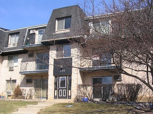 1st image of 226 Shorewood Dr APT Gc