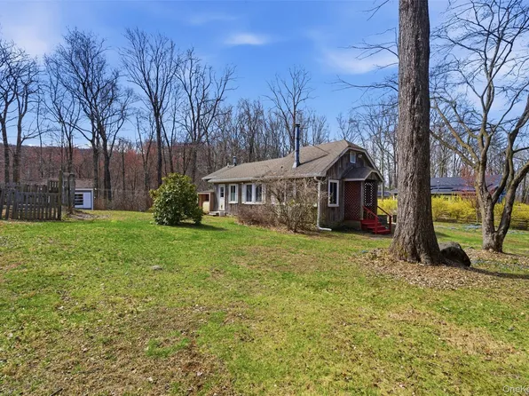 35 Highland Road, Mahopac, NY 10541