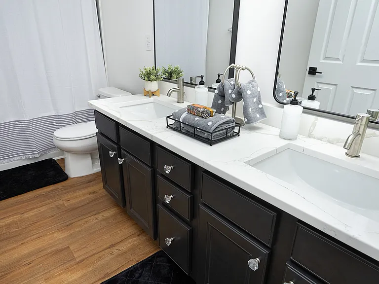 1428 White Opal Dr — Photo 35