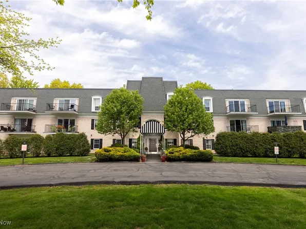 1851 King James Pkwy APT 113, Westlake, OH 44145