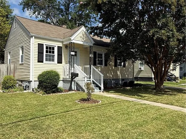 1207 Kay Ave, Chesapeake, VA 23324