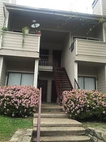 1st image of 9737 Whitehurst Dr APT 29