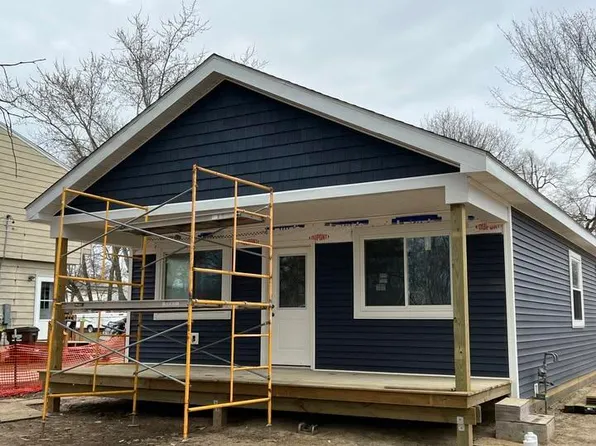 815 Howell Ave, Adrian, MI 49221