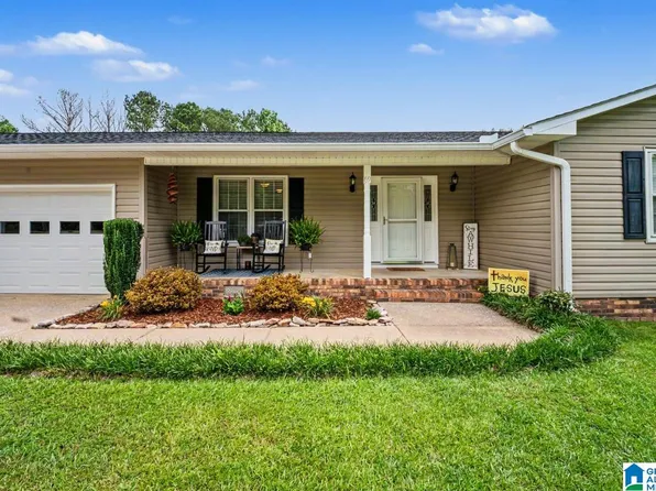 69 Glidewell Ave, Lincoln, AL 35096