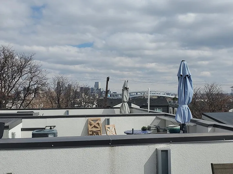 1823 Irving St #102 — Photo 18