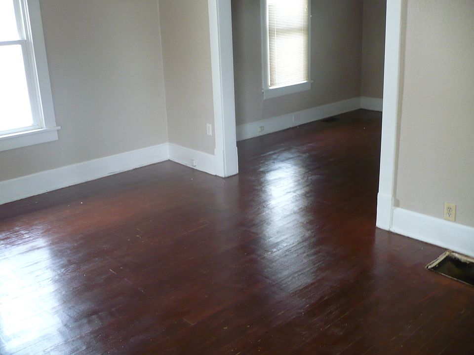 2nd image of 2707 Sanford Ave