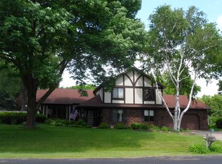 3450 Freedom Ln, Madison, WI 53718