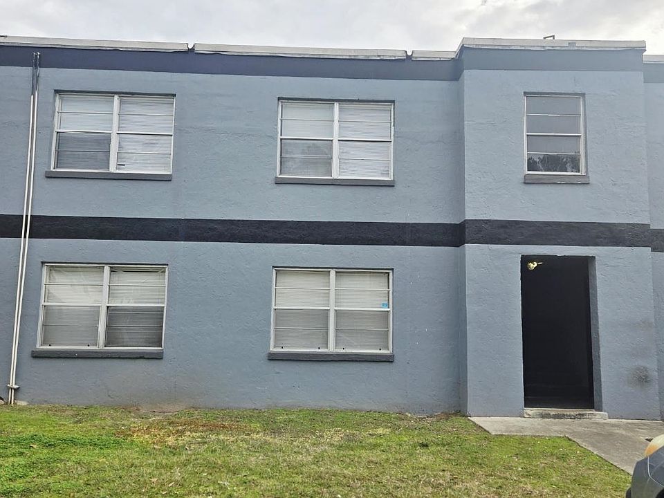 1st image of 2325 W Pensacola St APT 225