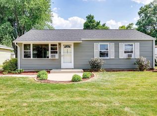 602 W Elm St, New Carlisle, IN 46552