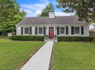 2446 E 17th Pl, Tulsa, OK 74104