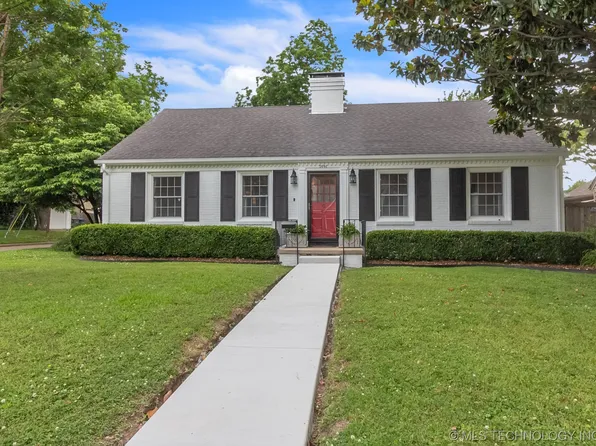 2446 E 17th Pl, Tulsa, OK 74104