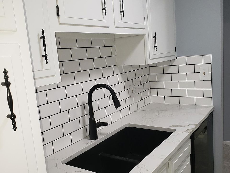 1st image of 1675 Cedarwood Dr APT N