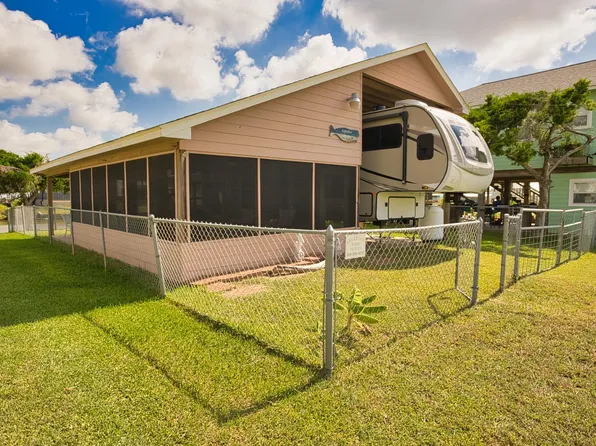 867 County Road 299 Lot 136, Bay City, TX 77414