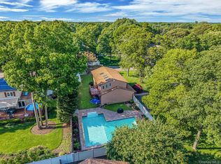 26 Heritage Place S, Nesconset, NY 11767