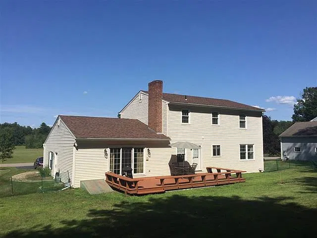 93 N Harbor Rd