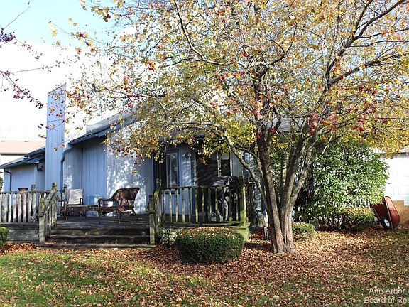 2nd image of 5634 Winslow Ct