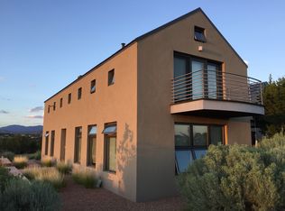 78 Spur Ranch Rd, Lamy, NM 87540