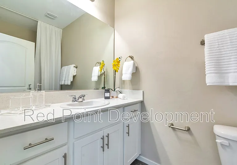 8441 N Thornydale Rd — Photo 7