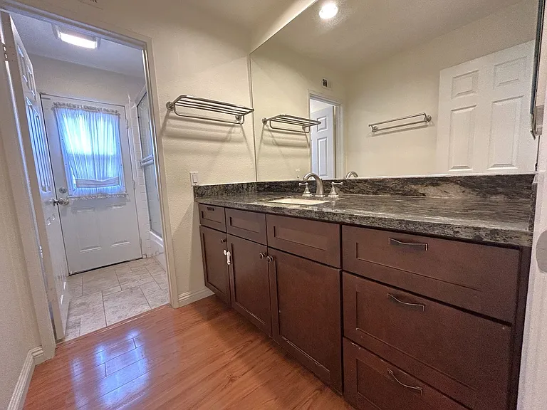 904 Sky Meadow Pl — Photo 25