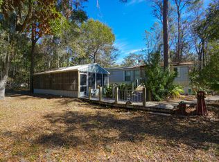8 Buchanan Rd, Saint Helena Island, SC 29920