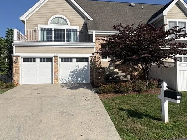 240 Craigmore Dr, Harrisonburg, VA 22801
