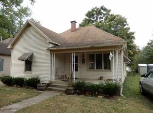 1325 S 7th St, Clinton, IN 47842