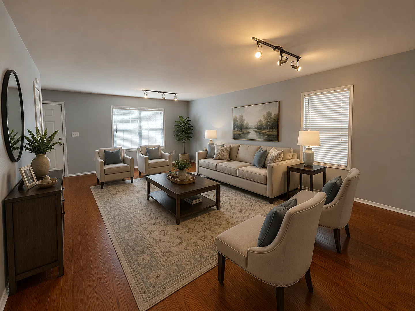 Must view this Stunning 5 bedroom 2.5 ba home Located in a very desirable North Lake area — Photo 2
