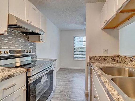 5th image of 616 Crows Nest Ct #A