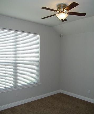 5th image of 3601 Esperanza Dr