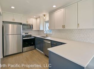 20804 3rd Ave W, Lynnwood, WA 98036