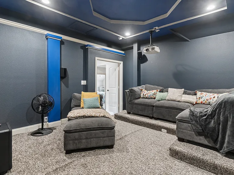 8212 Oakwood Dr — Photo 22