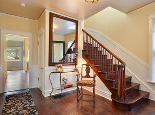 1424 Forest Ave, Wilmette, IL 60091