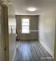205 Valley Ave NW #4 — Photo 4