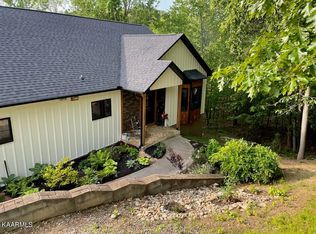 2224 Indian Shadows Dr, Ten Mile, TN 37880