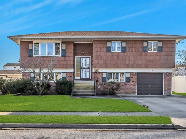 150 N Hickory Street, Massapequa, NY 11758
