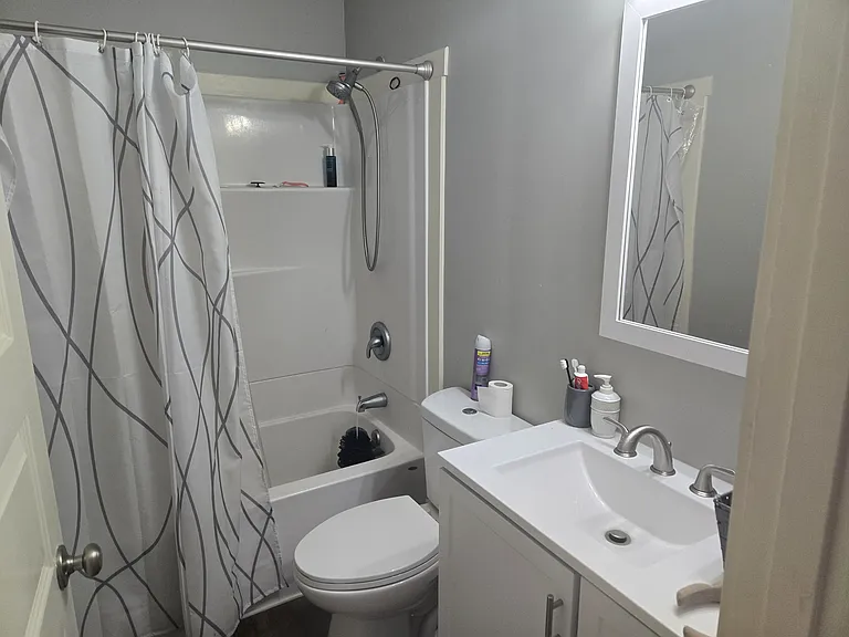 407 Kensington Ct #2 — Photo 29