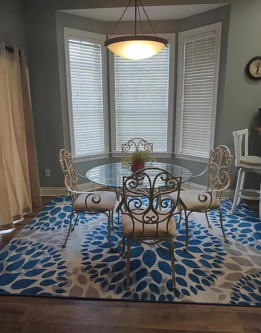 305 Brady Way — Photo 4