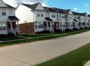 29185 Philadelphia Dr, Chesterfield, MI