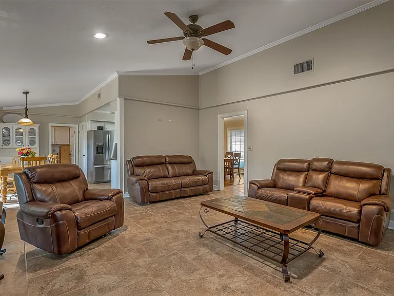 9440 Evergreen Dr — Photo 8