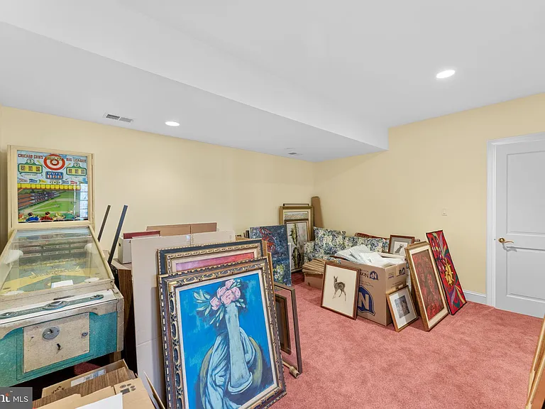 8541 Old Dominion Dr — Photo 99