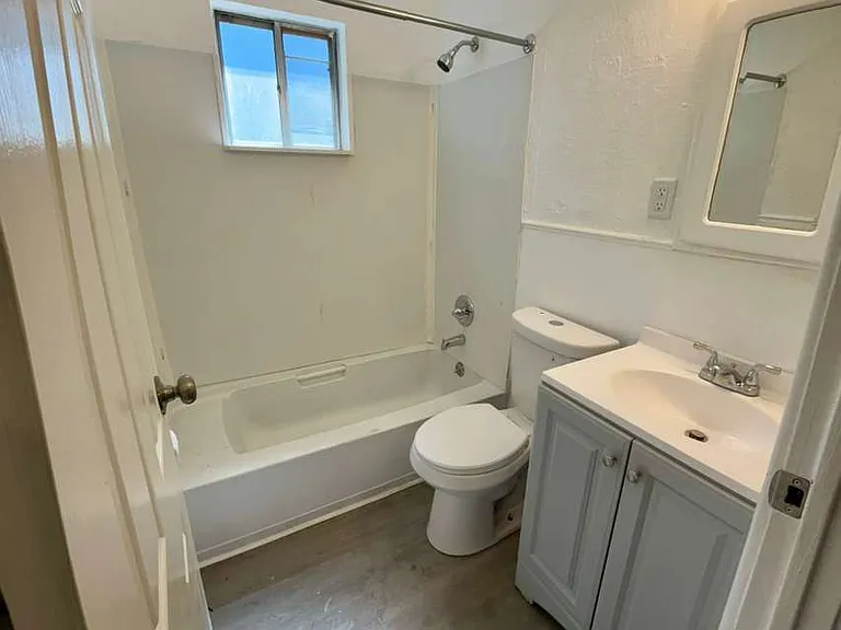 10432 Baron Dr — Photo 12