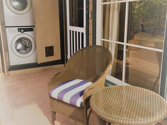 Washer & dryer dedicated to beach rental