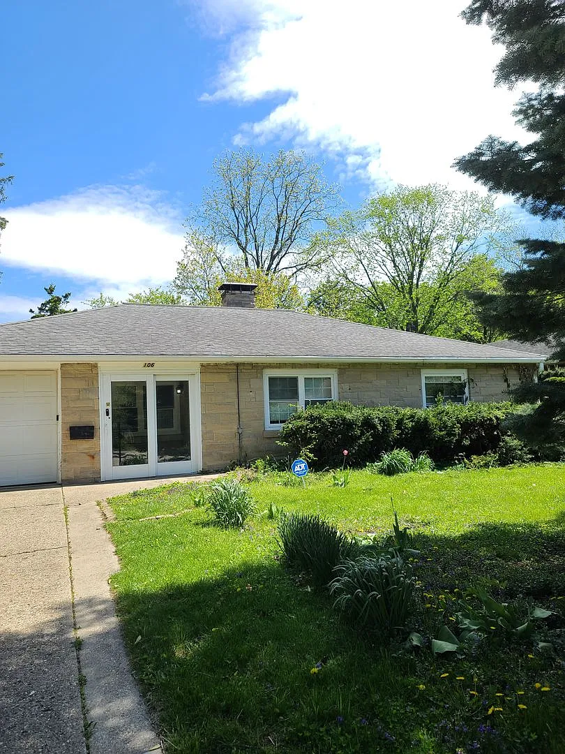 106 Elmwood Dr photo 1