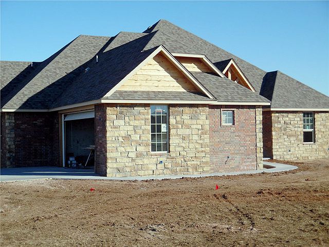 1st image of 6224 Northridge Ln NE
